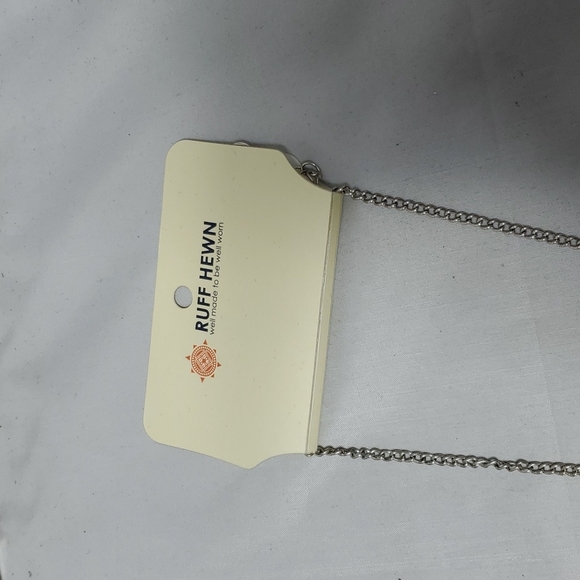 Ruff hewn horseshoe and charm necklace silver chain - Picture 6 of 6